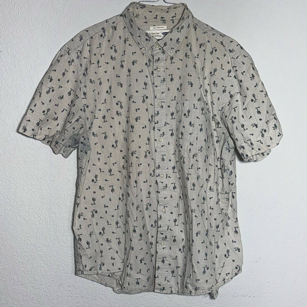 ON Men’s Printed Slim Fit Button Down Shirt